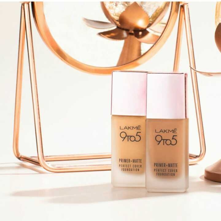 Lakmé 9To5 Primer + Matte Perfect Cover Foundation, ( W 120 )