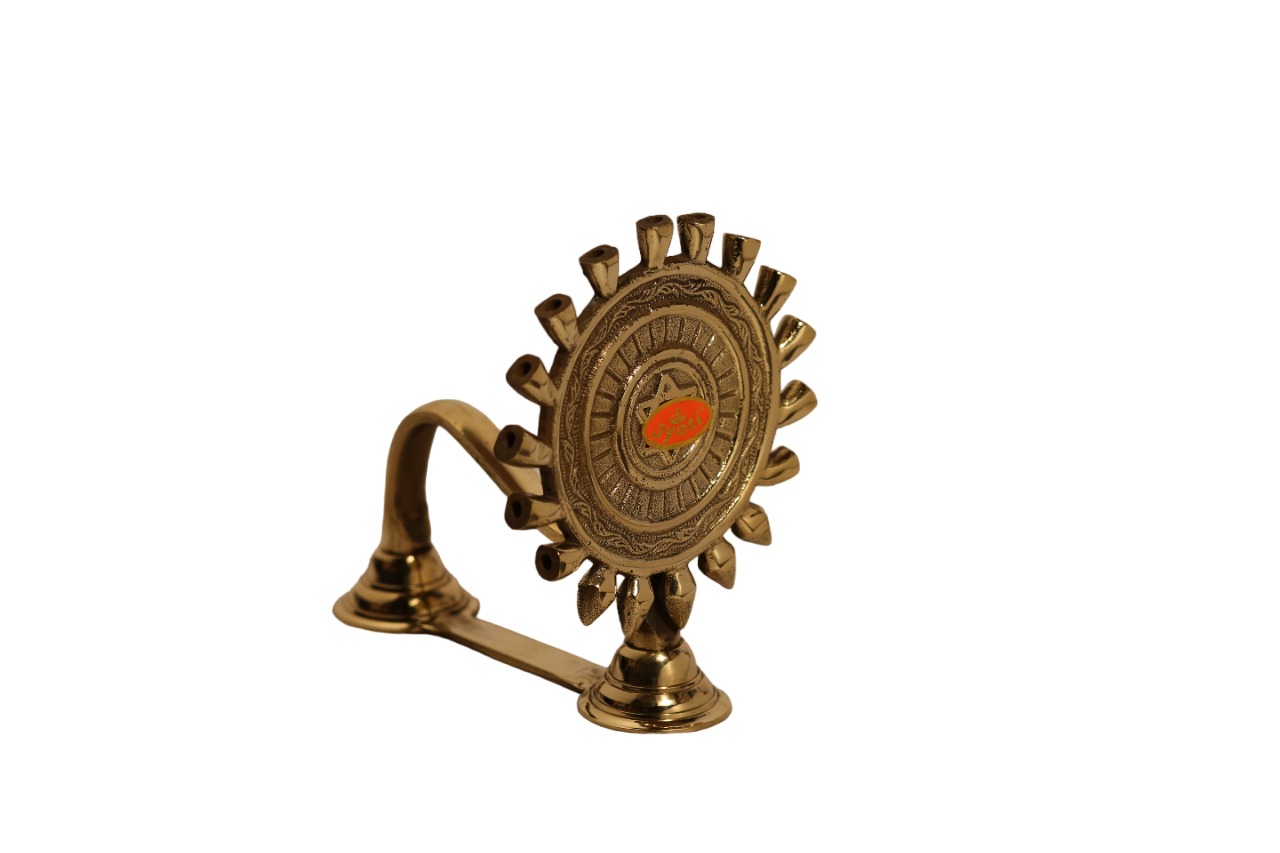 Som,Sun Chakra Aarti Spl Som-2 - Hight-6.7", size-2, Wirdth-7.2", Ca2 Chakra Arti Som-2-265, Weight-0.850gm