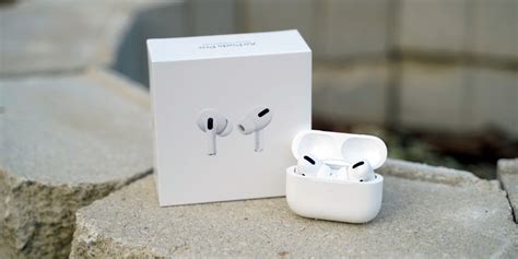 購自香港專門店全新LV airpods pro 耳機套DOG EARPODS CASE, 女裝, 手袋及銀包, 長銀包- Carousell