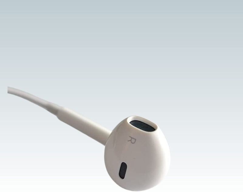 Headphones Earphone Ear-Pods with 3.5mm Headphone Plug