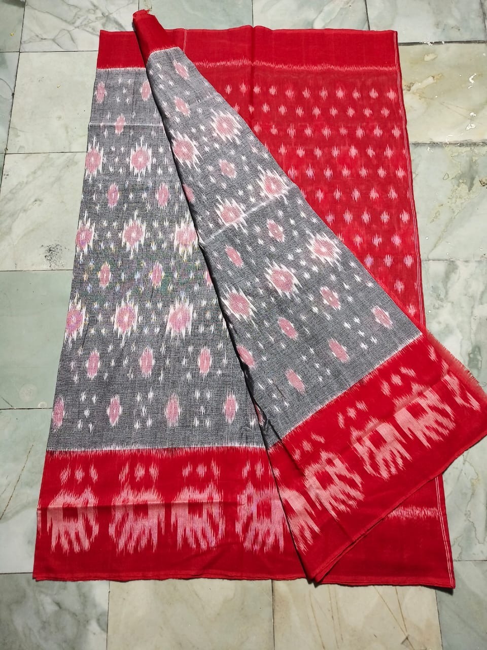 Pure Pochampally Ikkat Handloom Mercerised Cotton Saree (QWE2)