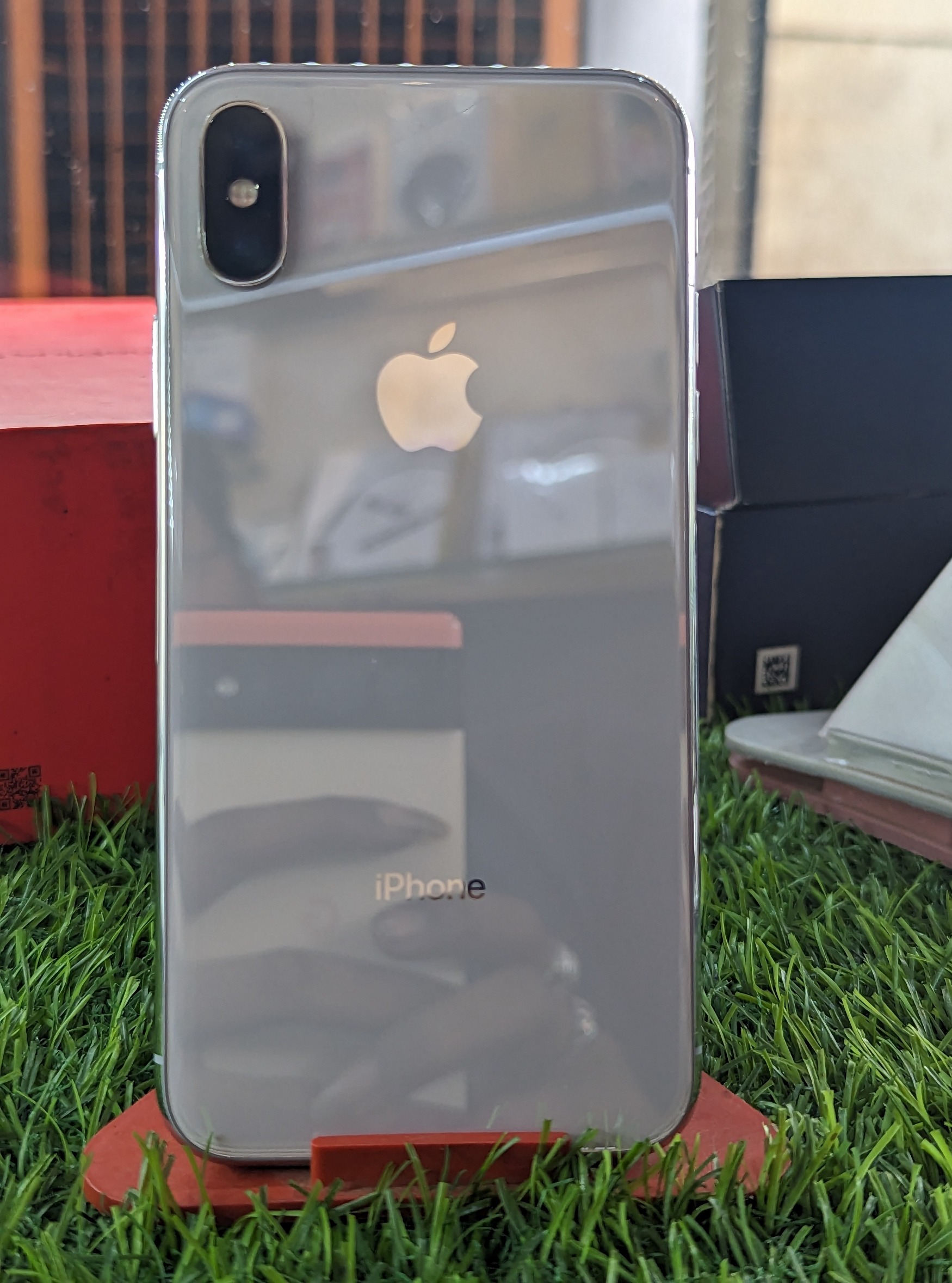 Iphone X 256GB With Charger/Without Box - Mix