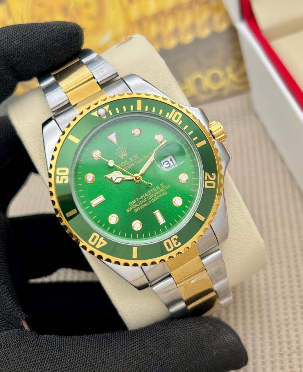 Rolex Submariner Watch - Apple