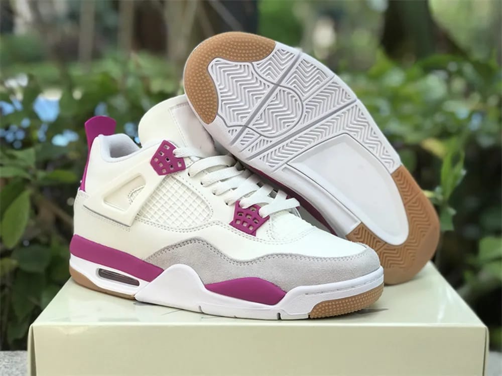 Nike  Nike Air Jordan Retro 4 White Fuchsia - White, 43