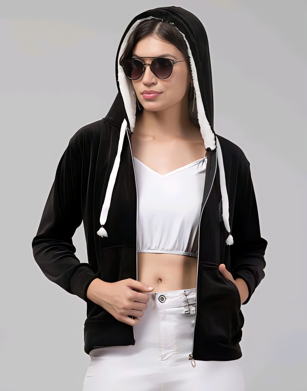 Trendy Hoodie - Black, L, Free