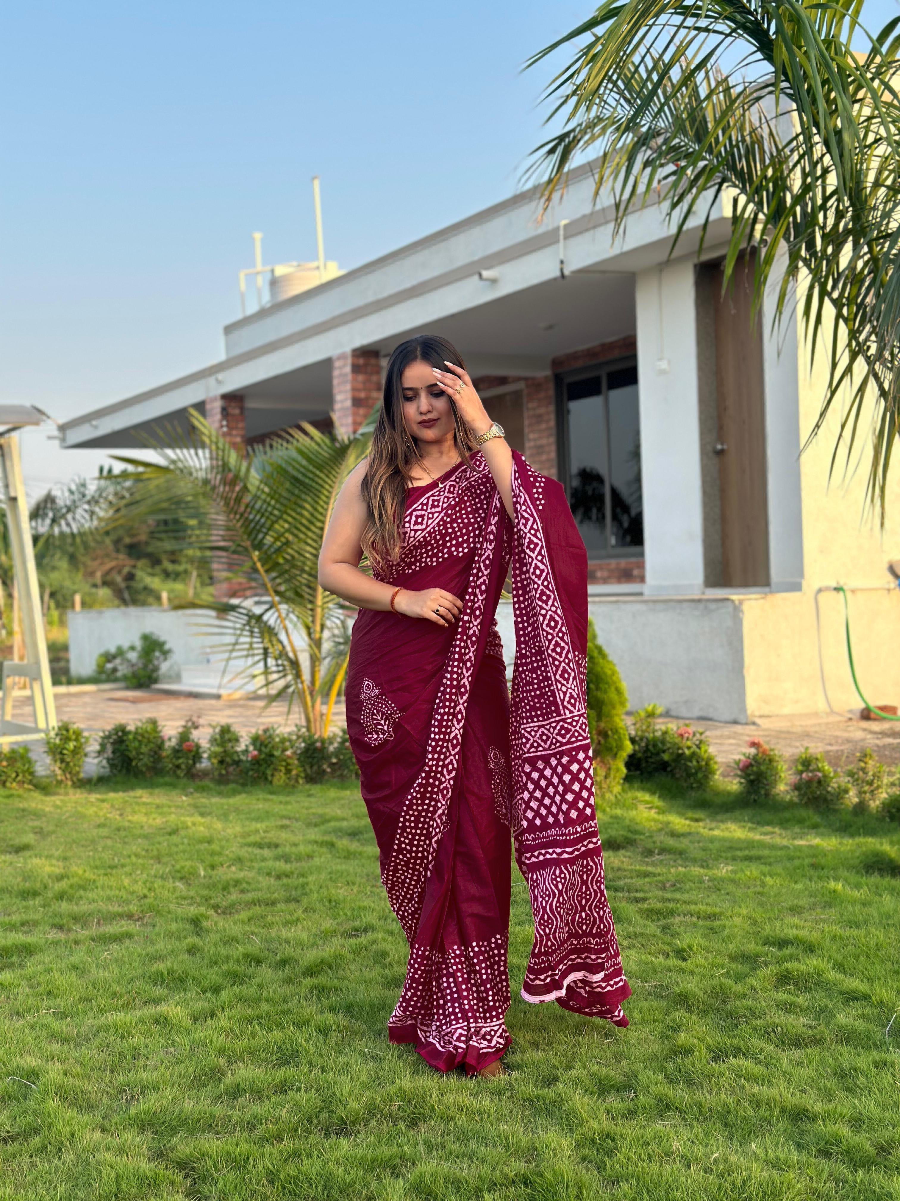 Beautiful Cotton Saree  - Guardsman Red