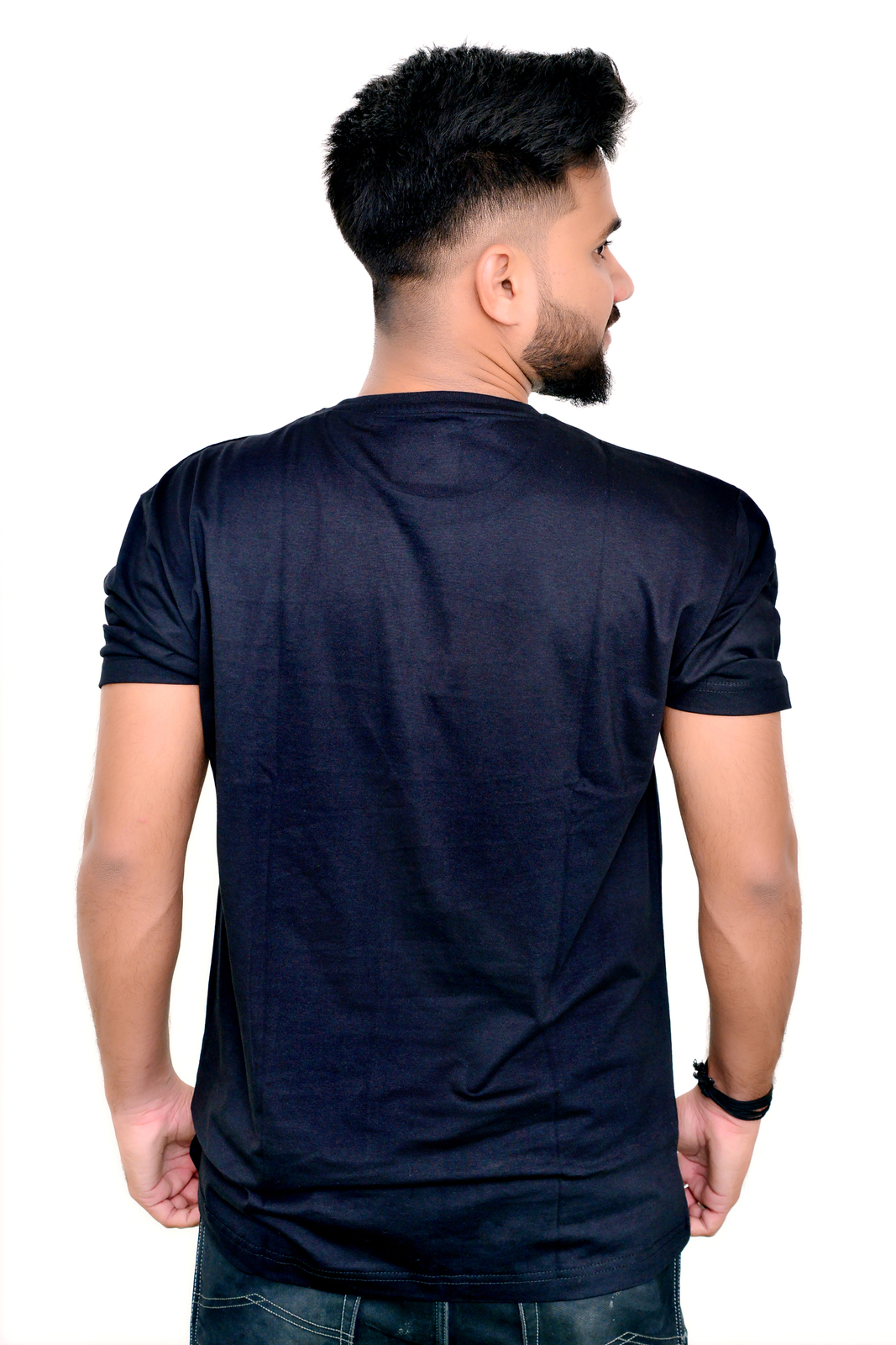 Men Black Pure Cotton T-shirt By BLACKSANDWHITE - M, Black