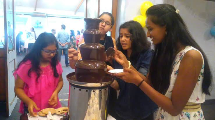 Chocolate Fountain Machine 