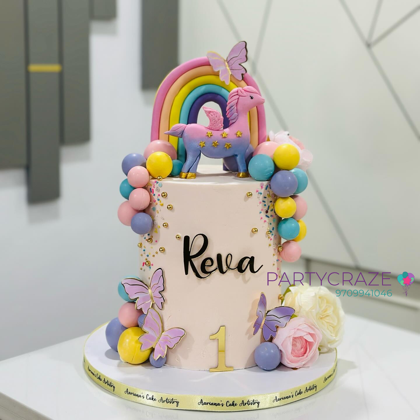 Designer Cakes 71