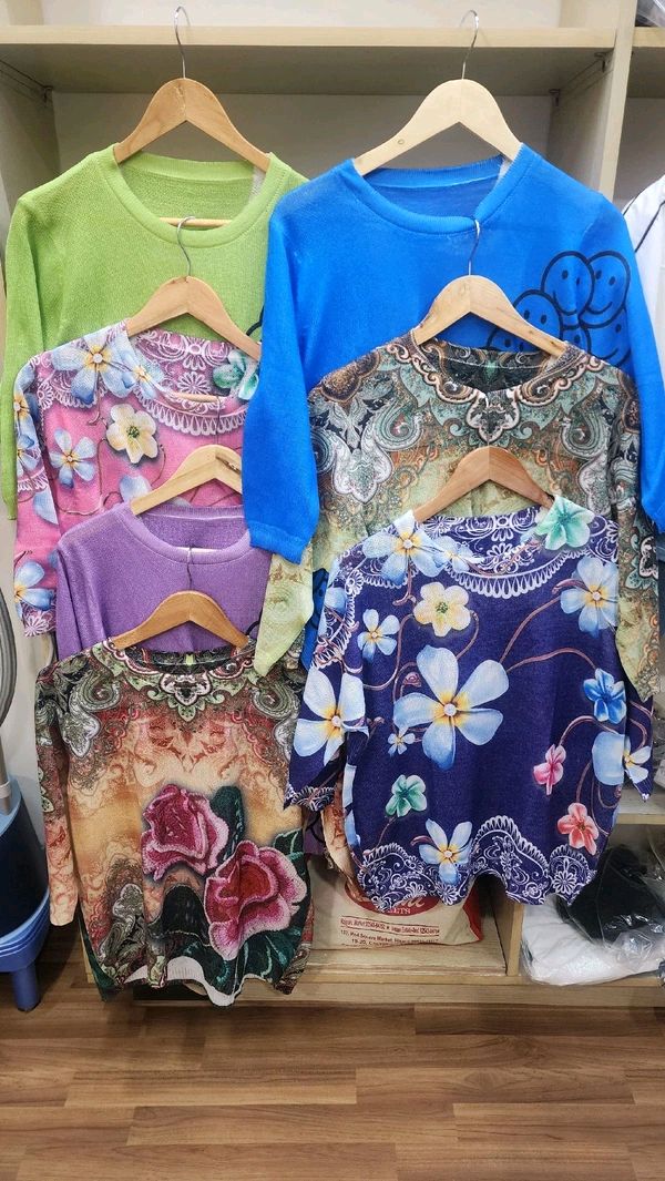 Imported Knitted Top Multiprint