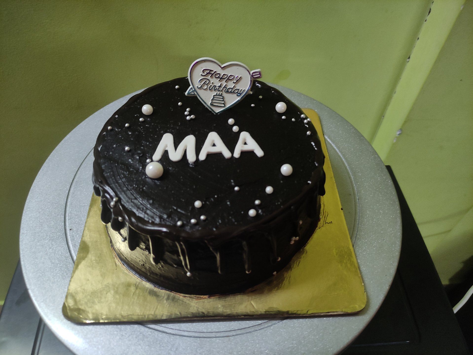 Birthday Name Cake: Happy Birthday Maa cake