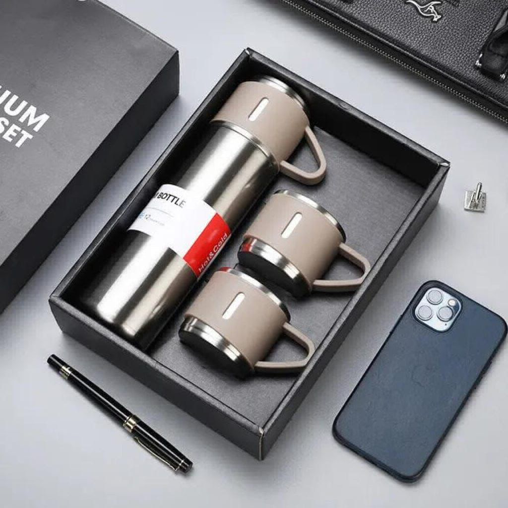 Vacuum Flask Set with 2 Cups, Insulated Double Wall Stainless Steel 500ml Tea Coffee Thermal Flask with 3 Cups, Hot and Cold Bottle, Corporate Gifts for Employees Christmas Gift, Random Color