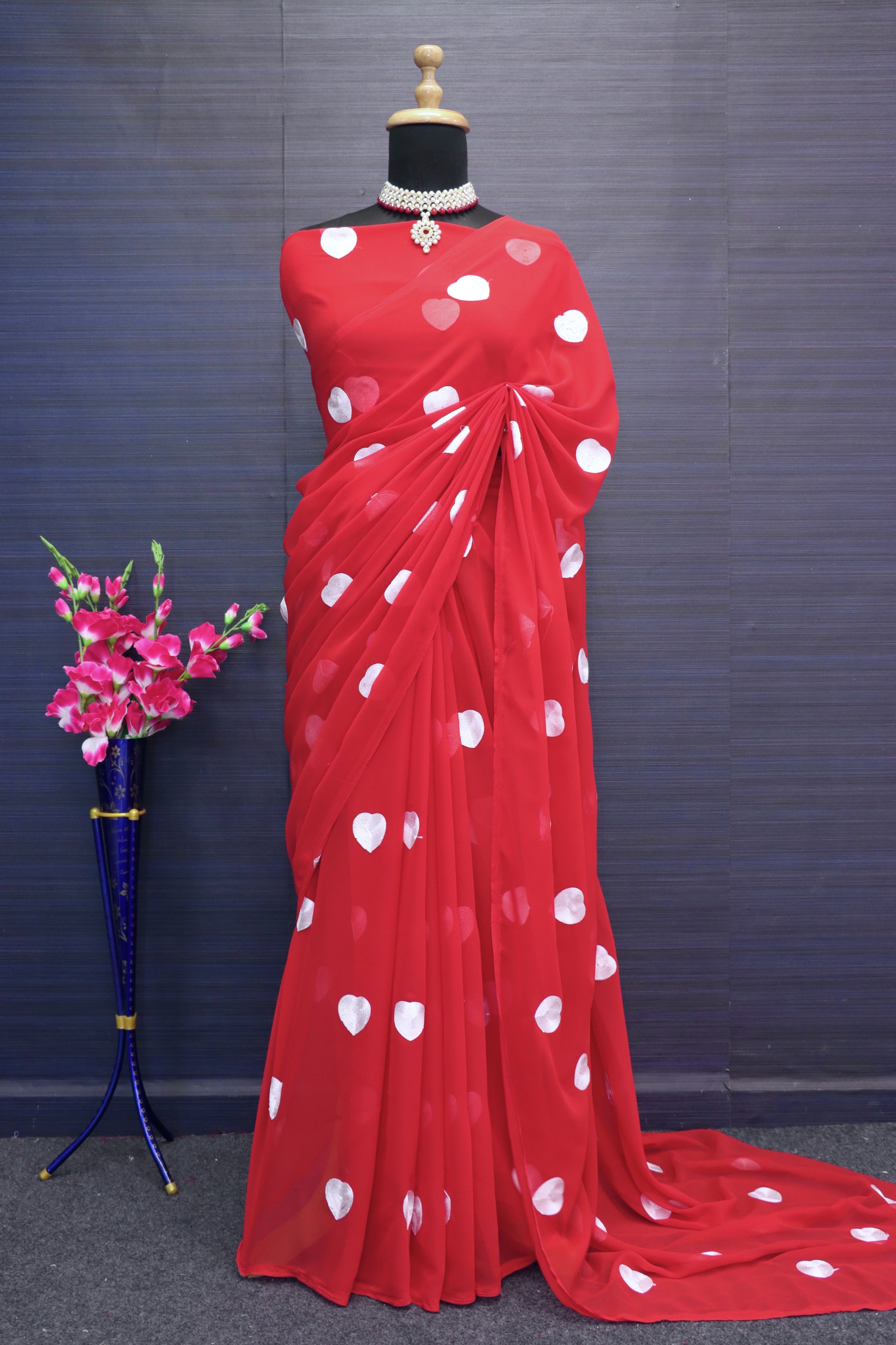 FANCY CHIN STITCH WORK FAUX GEORGETTE SAREE WITH BLOUSE PIECE