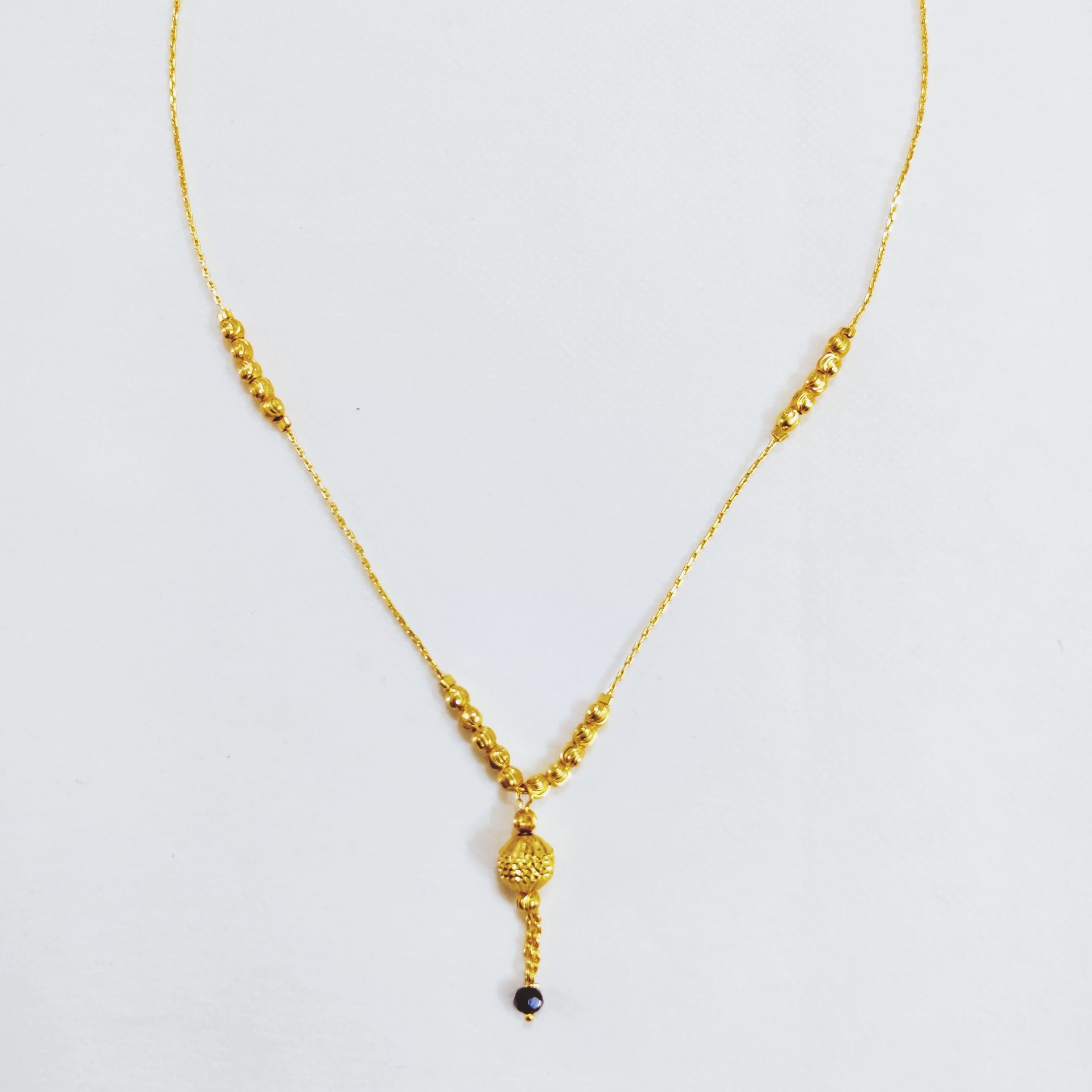 Namyara Gold Glamour Balls Necklace