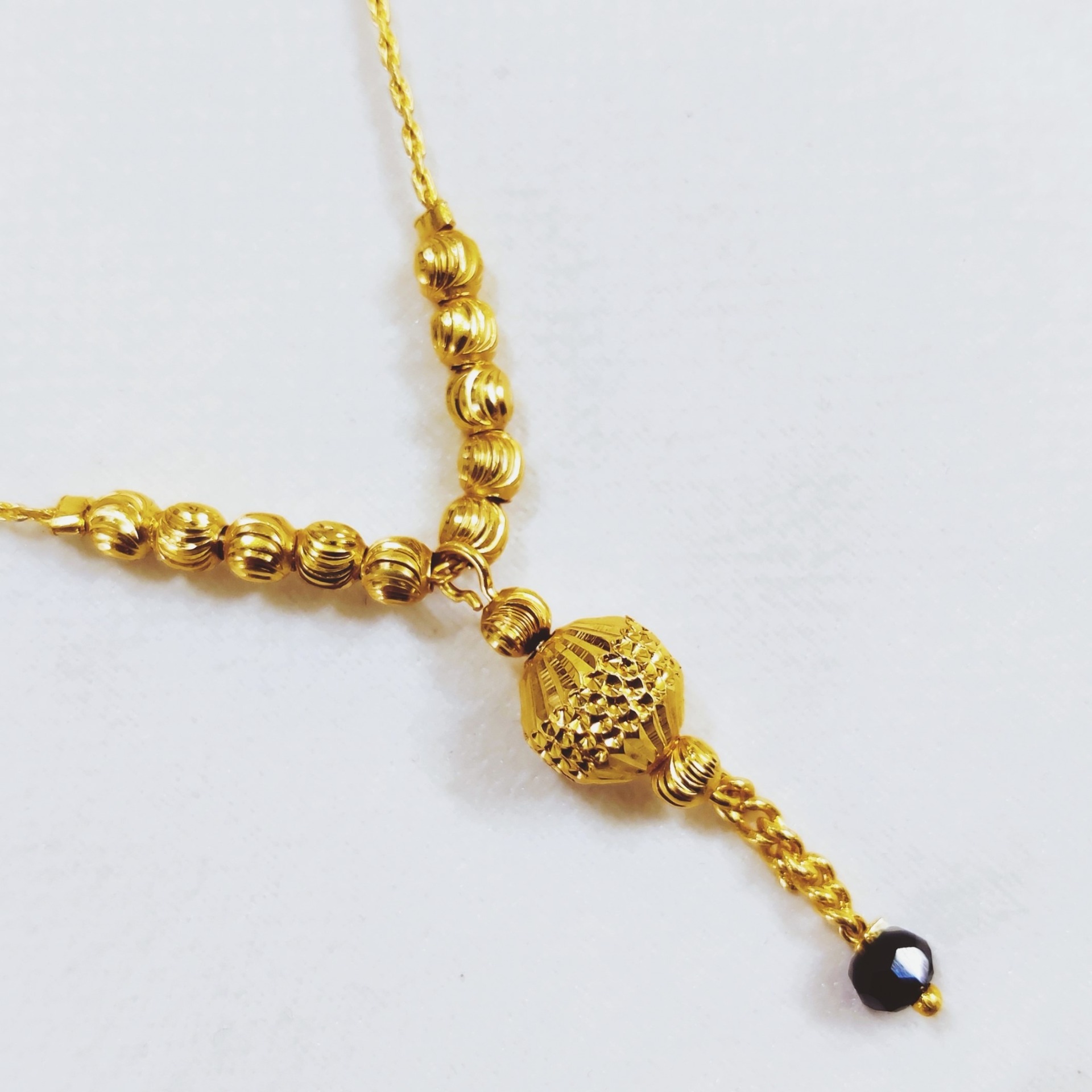 Namyara Gold Glamour Balls Necklace