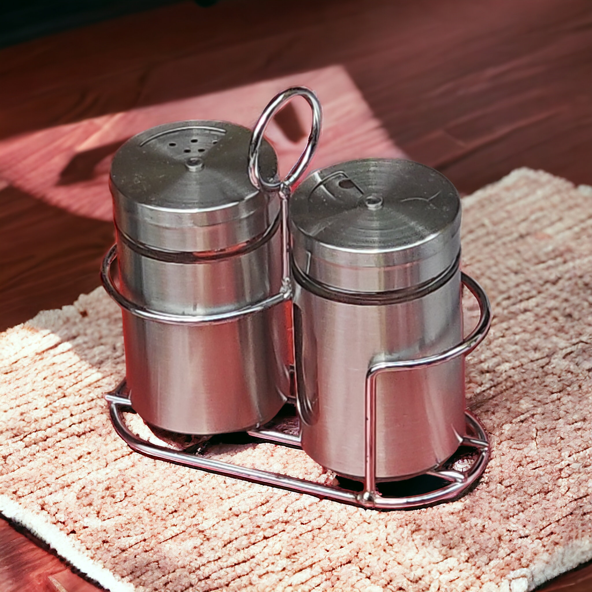 Stainless Steel with Stand Salt andPepper Shaker