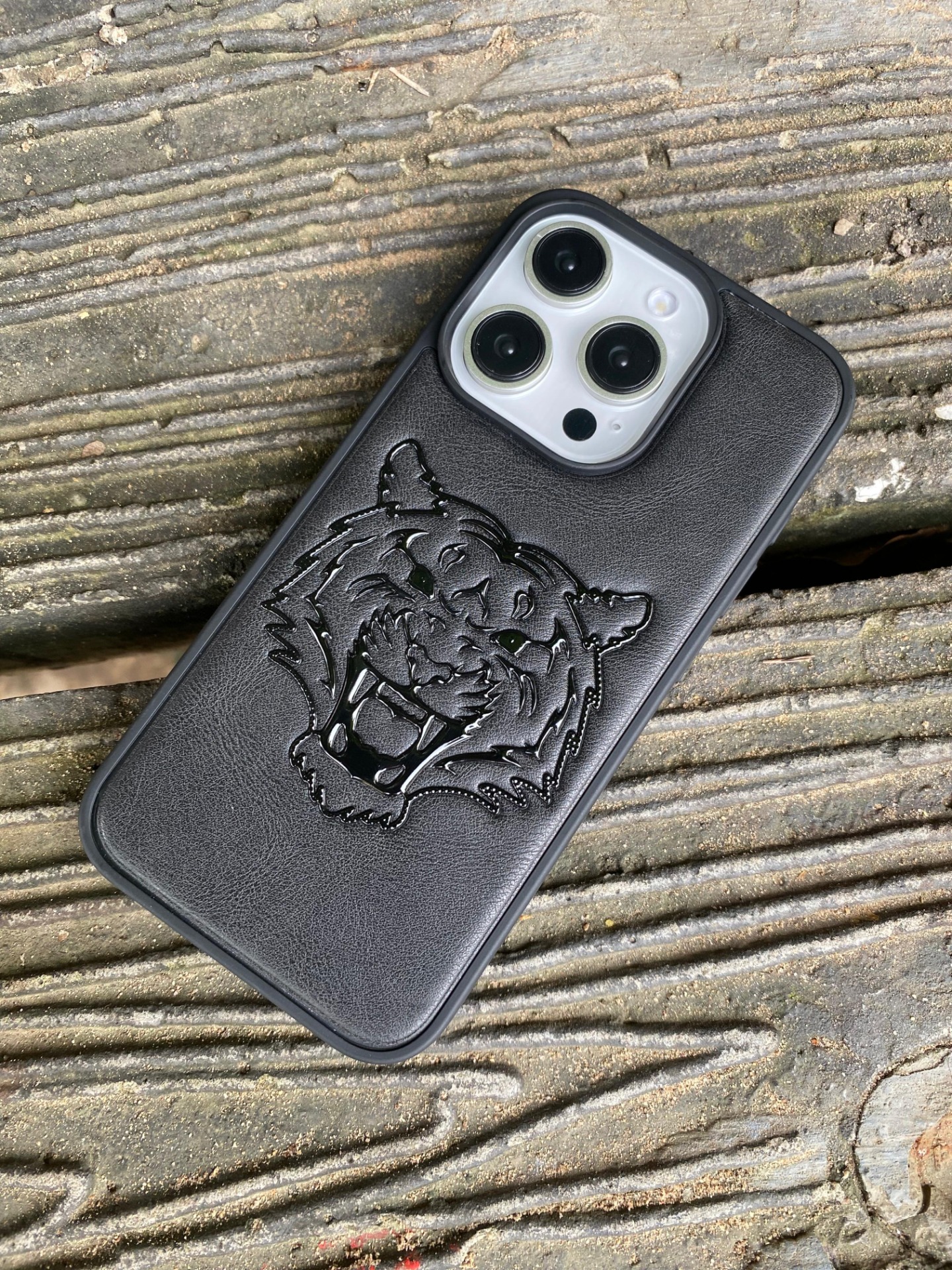 I Phone Embossed Stylish Premium Case For 11 To 16 Series