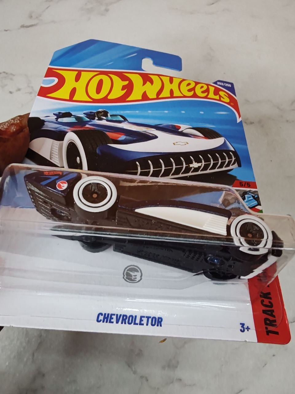 Hot Wheels Th Symbol Treasure Hunt Circle Car Decal