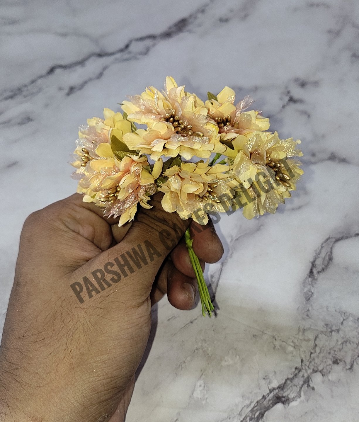 FLOWER - DELIGHT 203, 6 Pcs Bunch