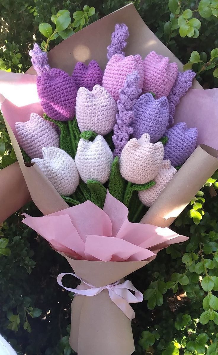 Crochet Lavender Tulip Bouquet