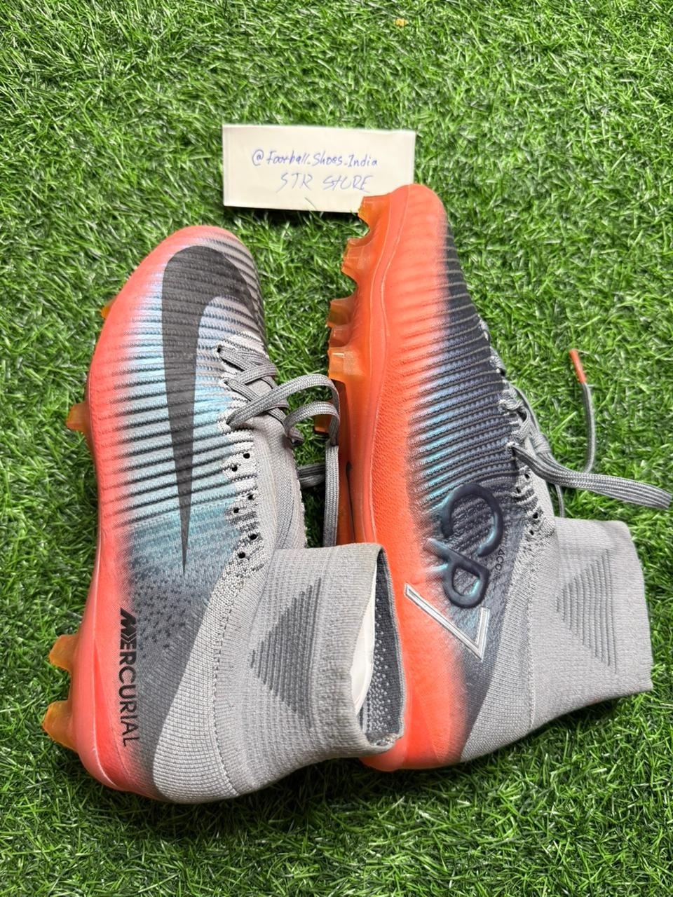 Mercurial Superfly 5 CR7 Edition High-Top FG With Lace