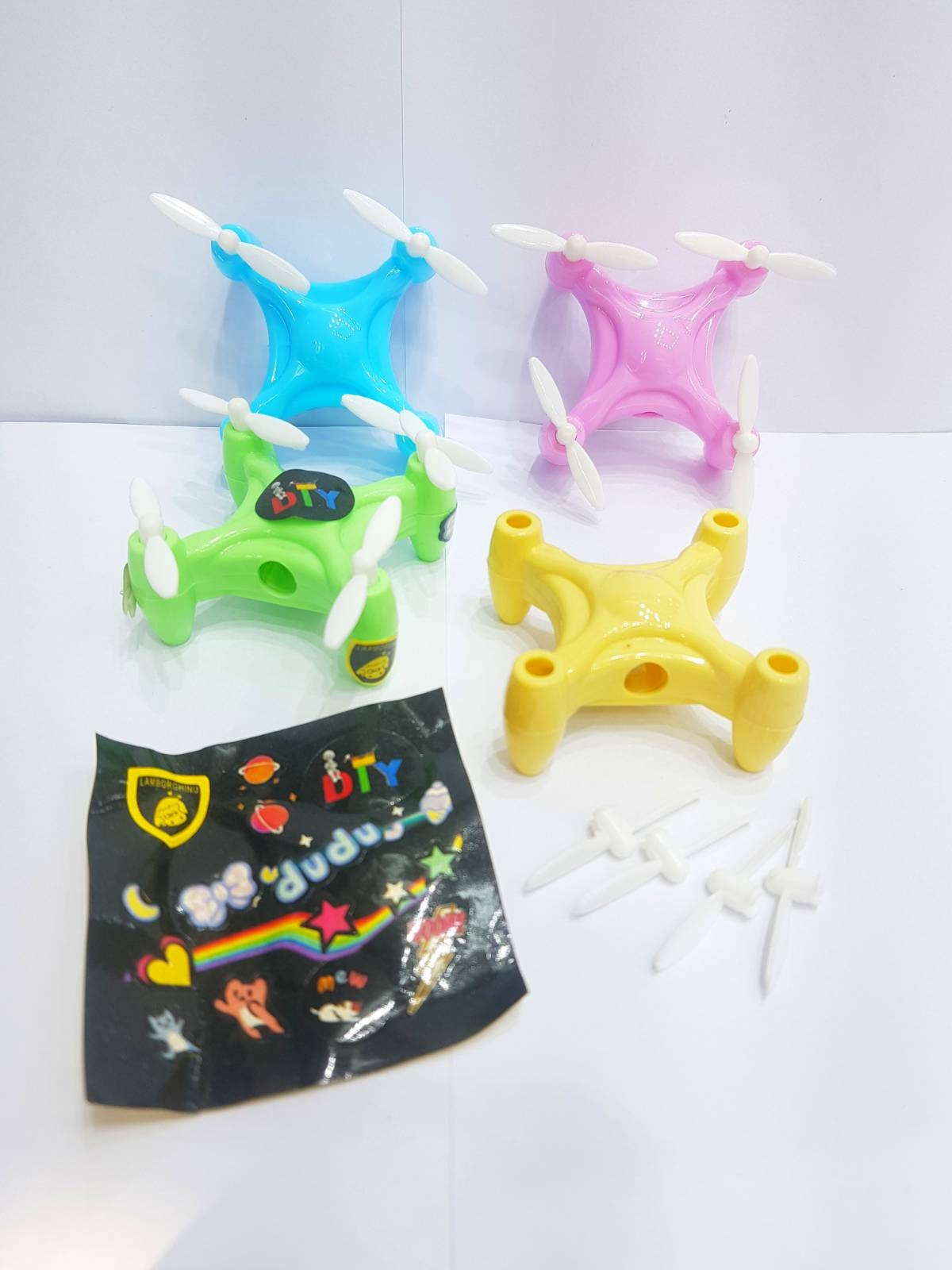 Diy sharpener with stickers and fan Color random only pack of 12