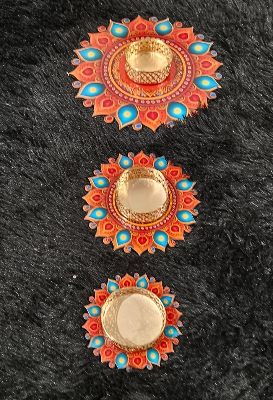 Tea light holders set of 3 Size 6/4/3 inches