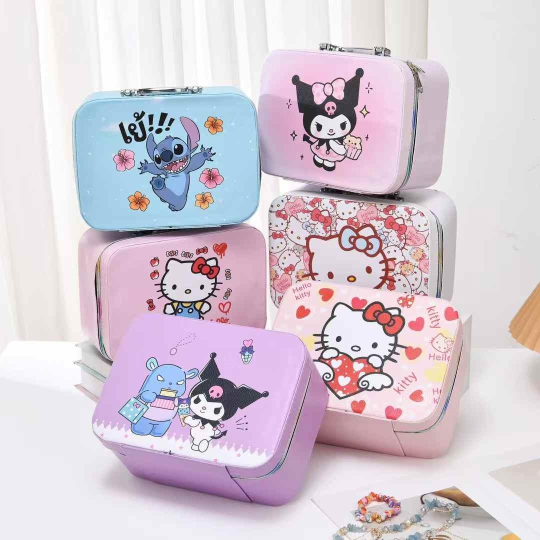 Premium quality set of 3 vanity case 6 designs available. Character choice available 