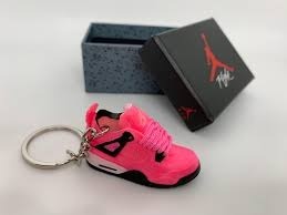 New arrival Classy premium Nike shoe keychain in box packing