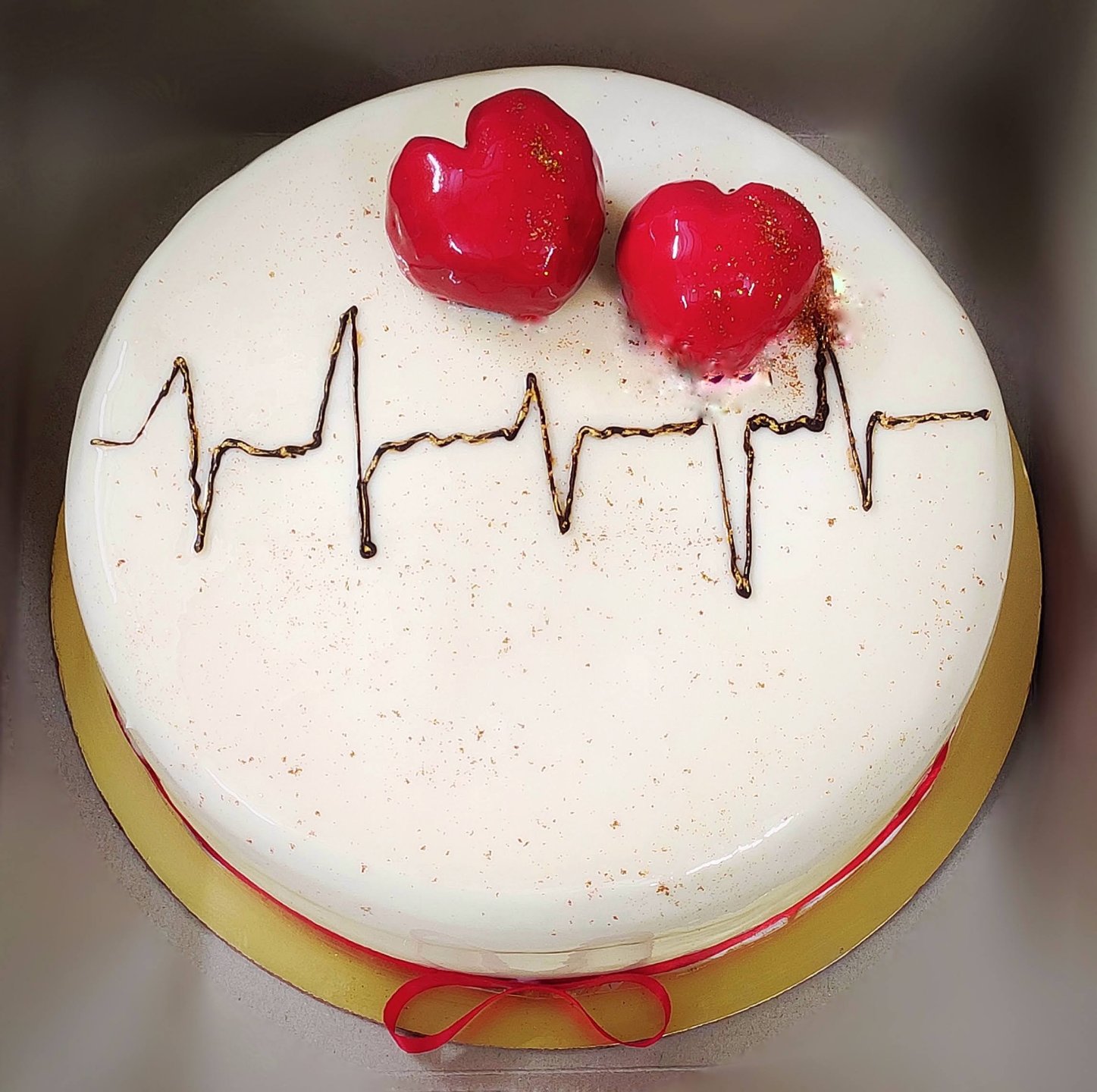 Heartbeat Design Cake, 24x7 Home delivery of Cake in Vivek Nagar, Banglore