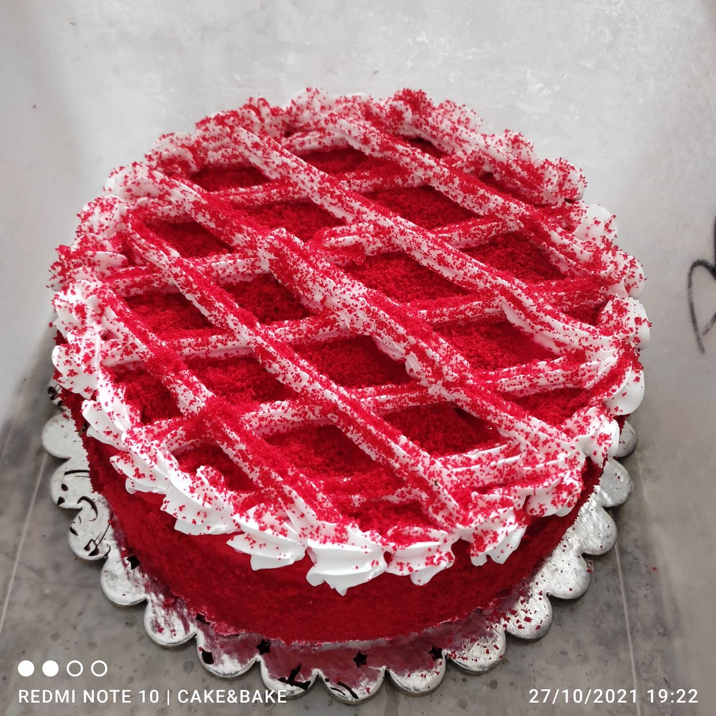 Black Forest Torte Local Deerfield's Bakery Tortes FordCake – Deerfields  Bakery