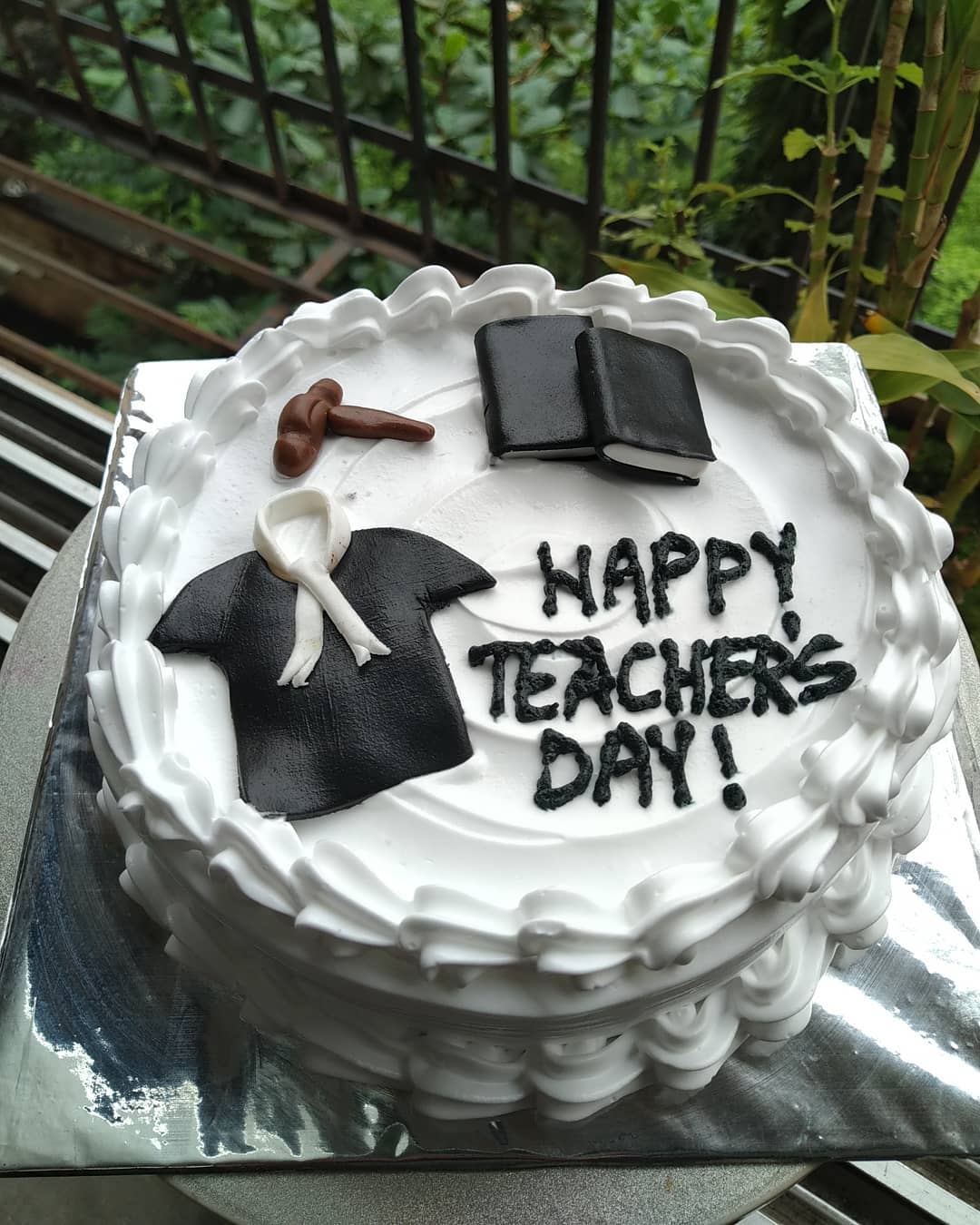 Teacher's Day Choco-Vanilla Photo Cake (Min-2P) - Vitamin Foods and Cafe