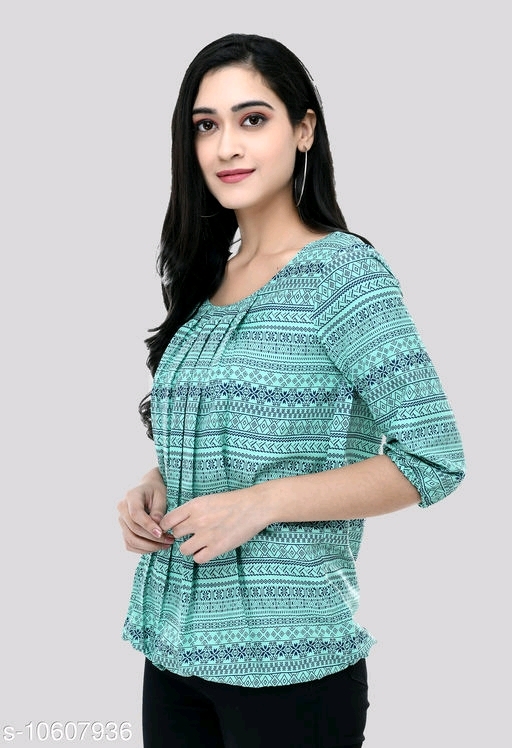 Women's Beautifull Trendy Printed Top - L, available