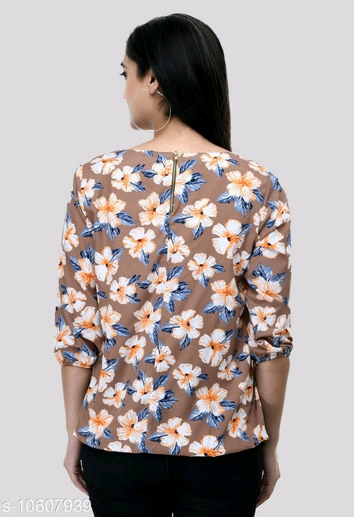 Women's Beautifull Trendy Printed Top - L, available