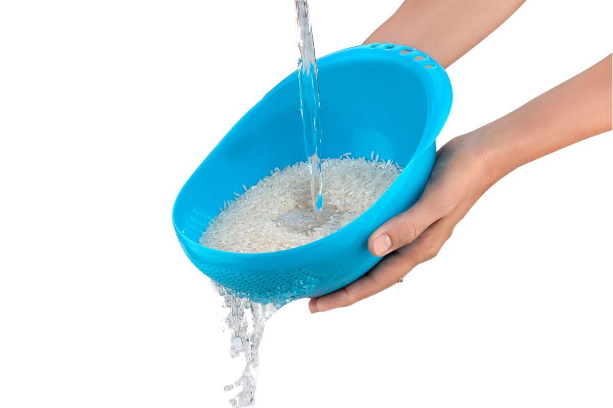 0081A Multi-Function with Integrated Colander Mixing Bowl Washing Rice, Vegetable and Fruits Drainer Bowl-Size: 21x17x8.5cm - India, 0.605 kgs