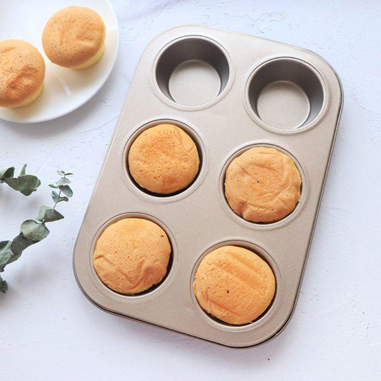 2573 Round Shape Carbon steel Muffin Cupcake Mould Case Bakeware - China, 0.302 kgs