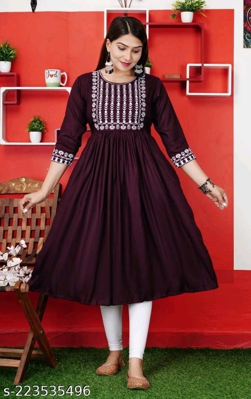 New Embroidered Gaithering Anarkali Kurta - M