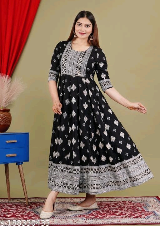 World Of Anarkali Kurti Outfits Look Elegant  - M