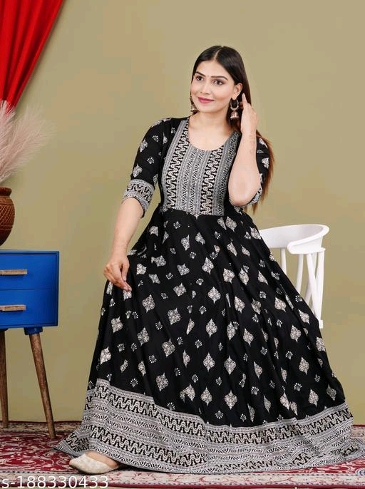 World Of Anarkali Kurti Outfits Look Elegant  - M