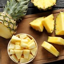 Pineapple - 1pcs -( 800g - 1000g)