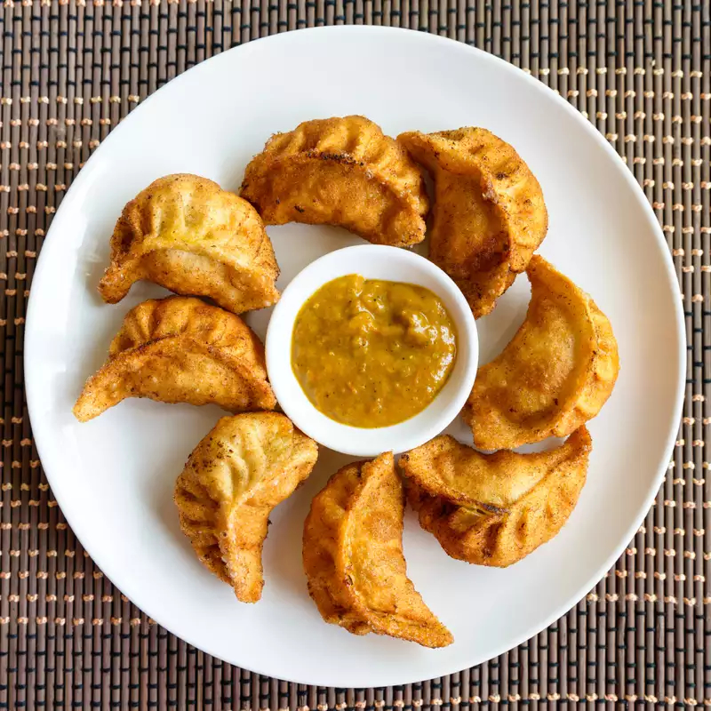 Chicken Momos- Fried, 6 Pcs - 6pcs