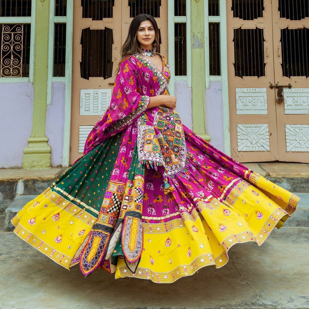 DESIGNER NAVRATRI SPECIAL LAHENGA CHOLI - Pink Lehenga