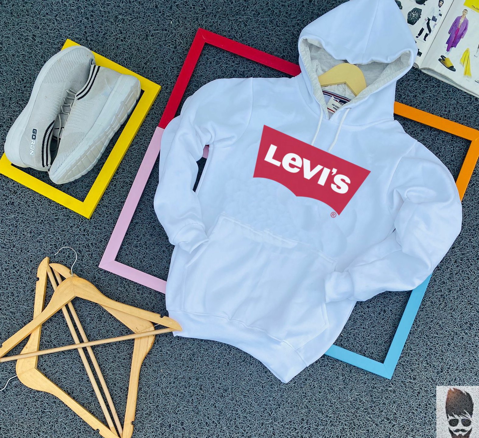 Levi Kangaroo Pocket Hoodie - L-40