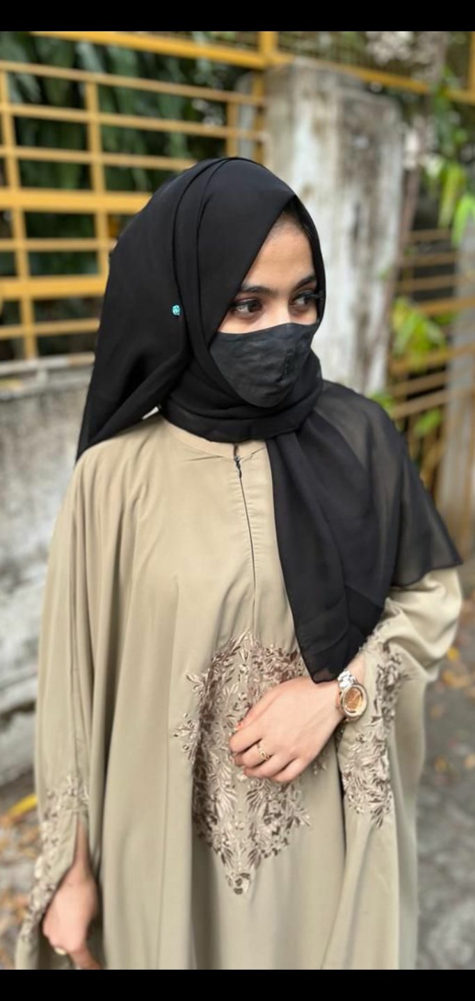 Irani Golden Bota Abaya - Black