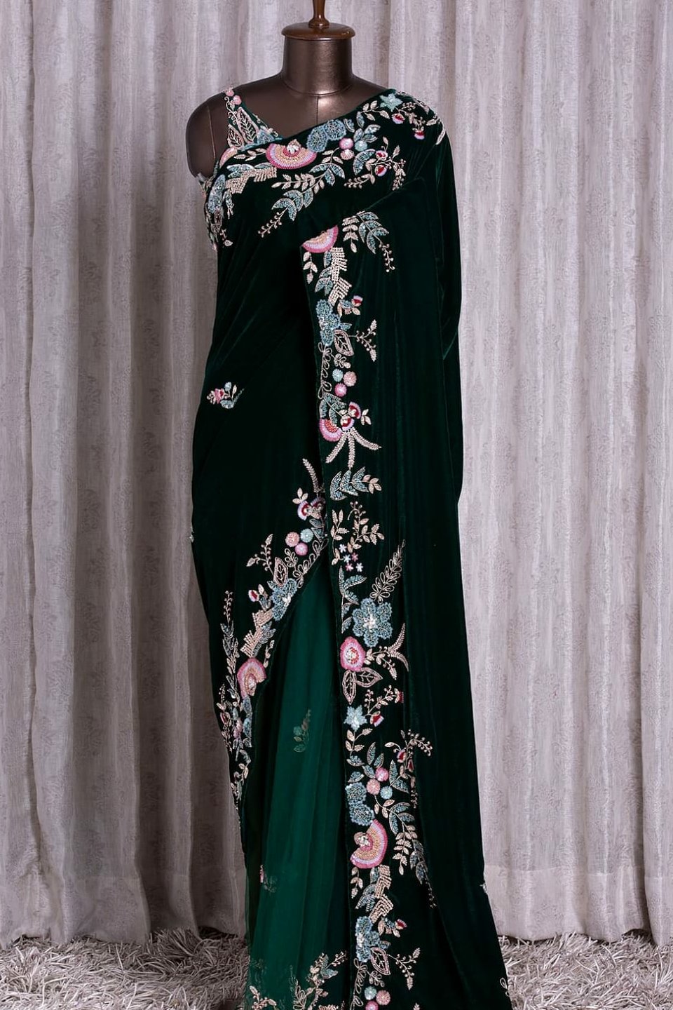 Embroidery Velvet Saree - L