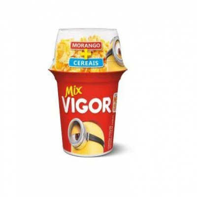 IOGURTE MORANGO COM CEREAIS VIGOR MIX COPO 140G