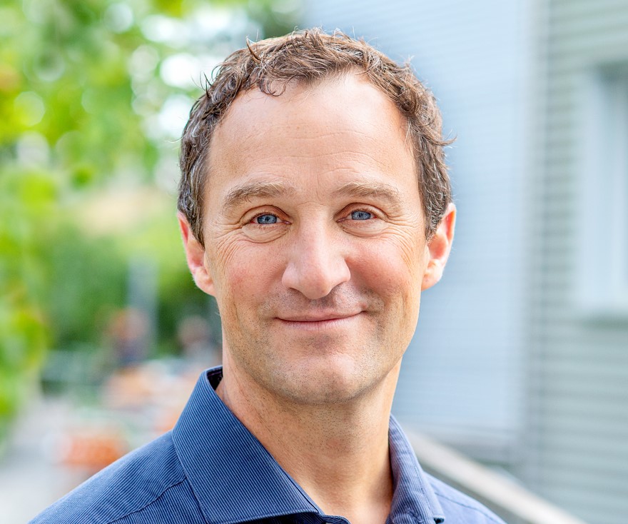 Prof Luregn Schlapbach