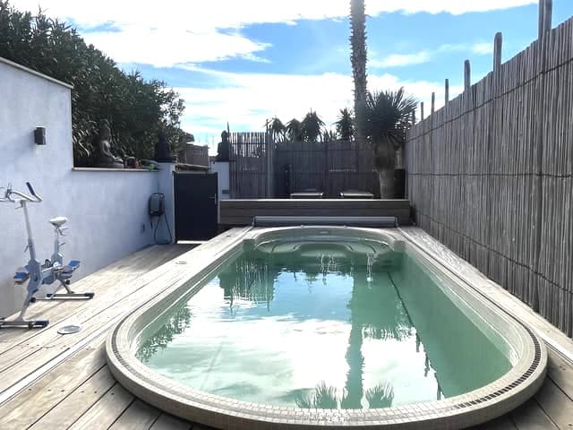 GRIMAUD - Duplex - 74m2 - 4 terrasses - Piscine - SPA - Garage - 2