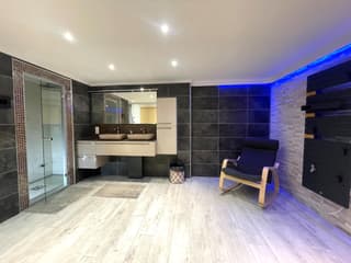 GRIMAUD - Duplex - 74m2 - 4 terrasses - Piscine - SPA - Garage-10