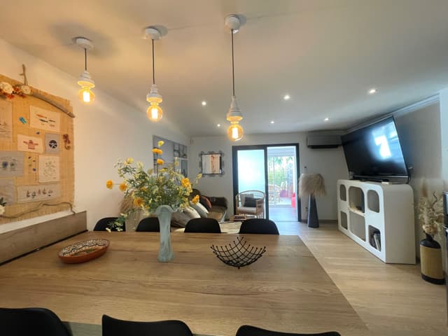 GRIMAUD - Duplex - 74m2 - 4 terrasses - Piscine - SPA - Garage - 4